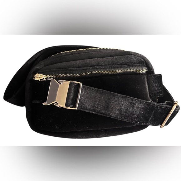Anthropologie Black Crossbody Bag Sleek and Versatile - Picture 1 of 6